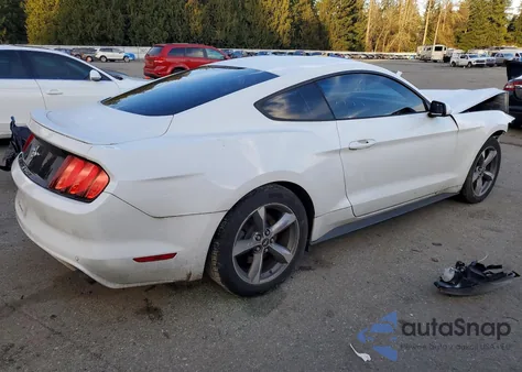 2015 Ford Mustang z USA, uszkodzony, nr VIN 1FA6P8AM5F5431442